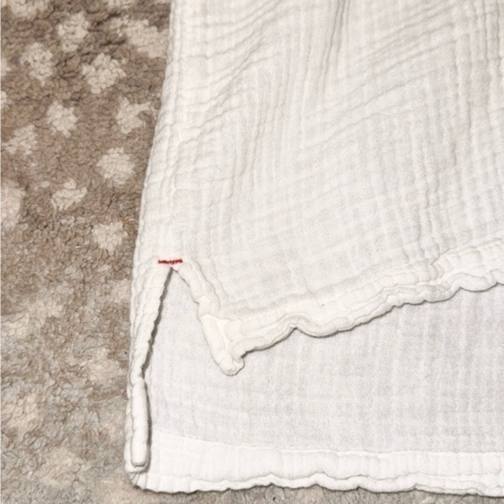 Xirena Avery White Cotton Gauze‎ Short Sleeve Casual Top - Picture 9 of 14